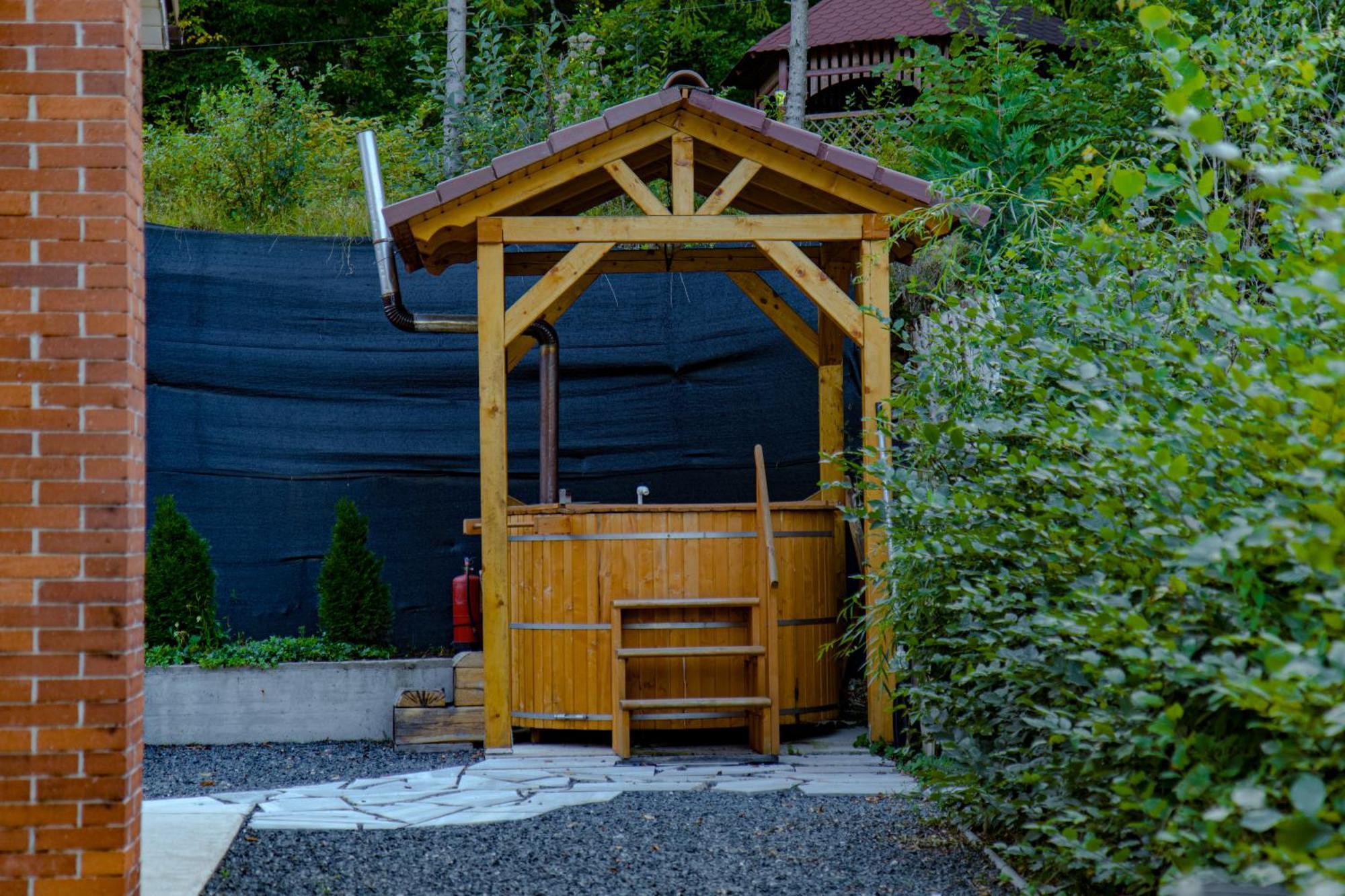 Bear'S Lair Chalet Porumbacu de Sus Exteriör bild